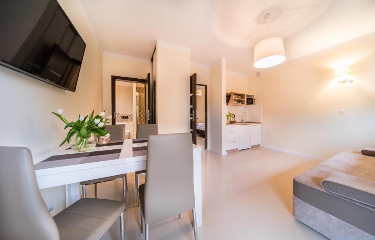 Gray House Apartamenty Dziwnówek Exteriör bild