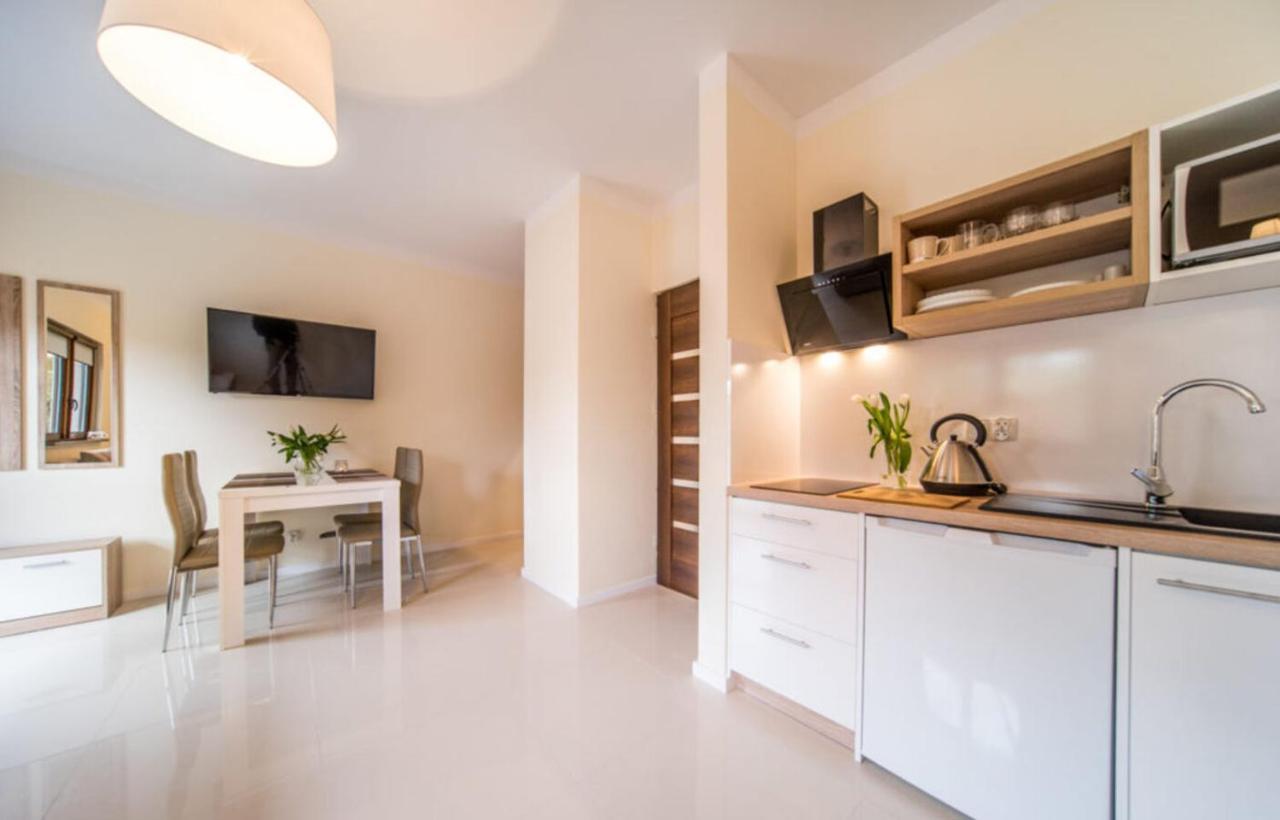 Gray House Apartamenty Dziwnówek Exteriör bild