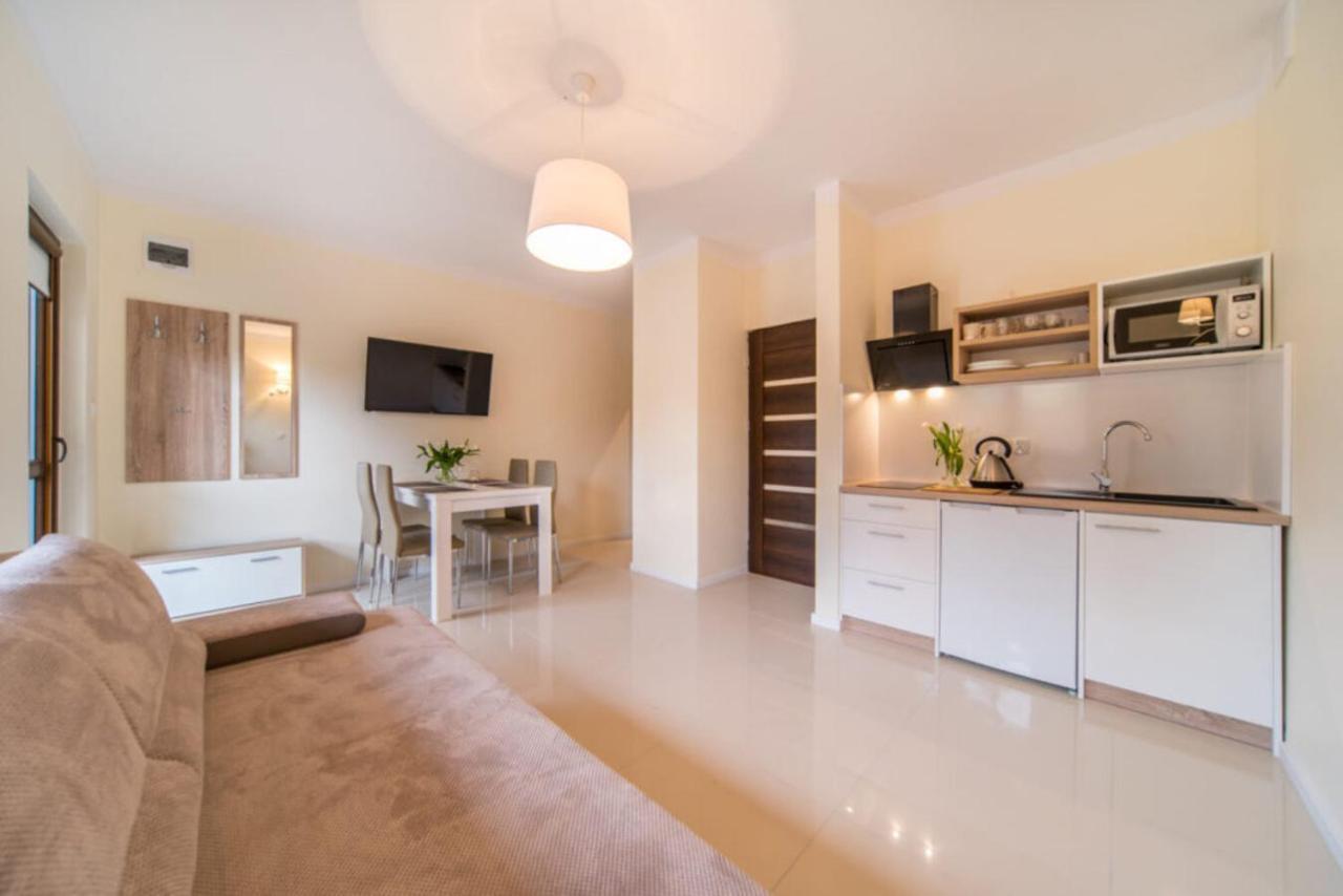 Gray House Apartamenty Dziwnówek Exteriör bild